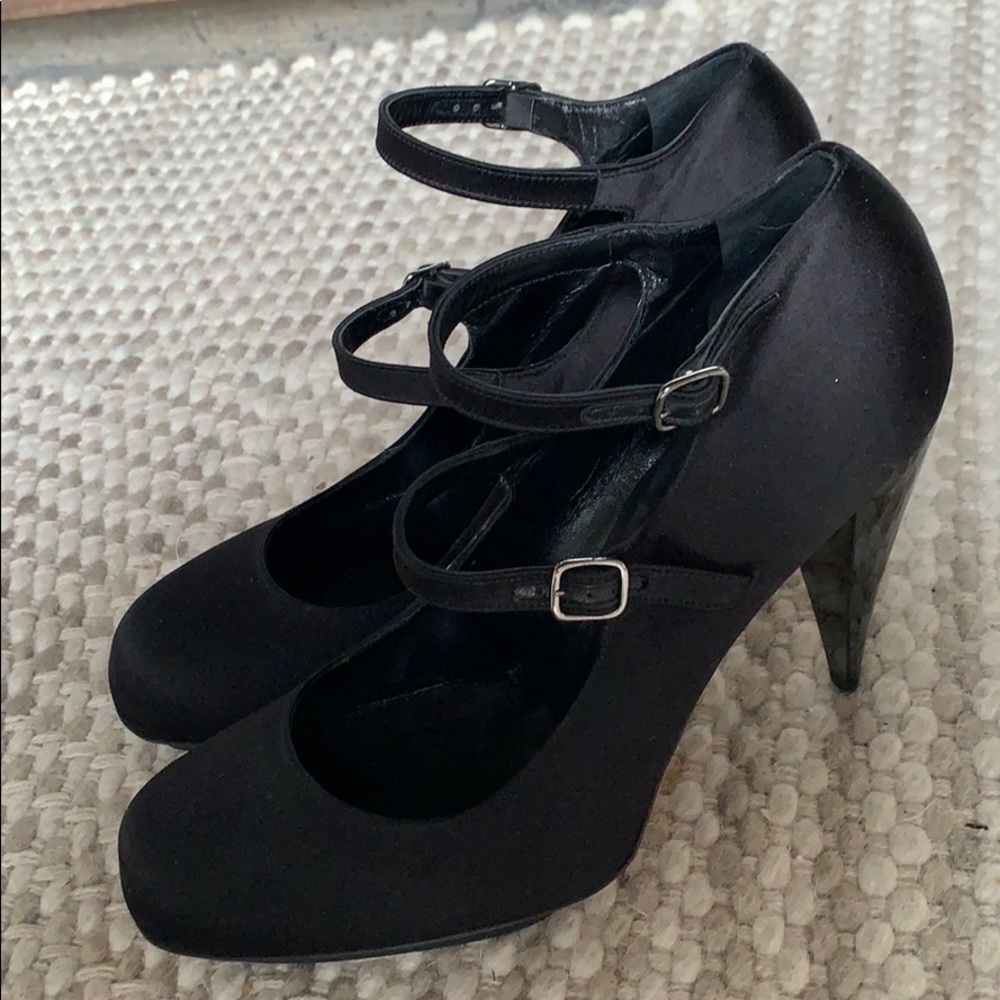 Lanvin Satin black Heels